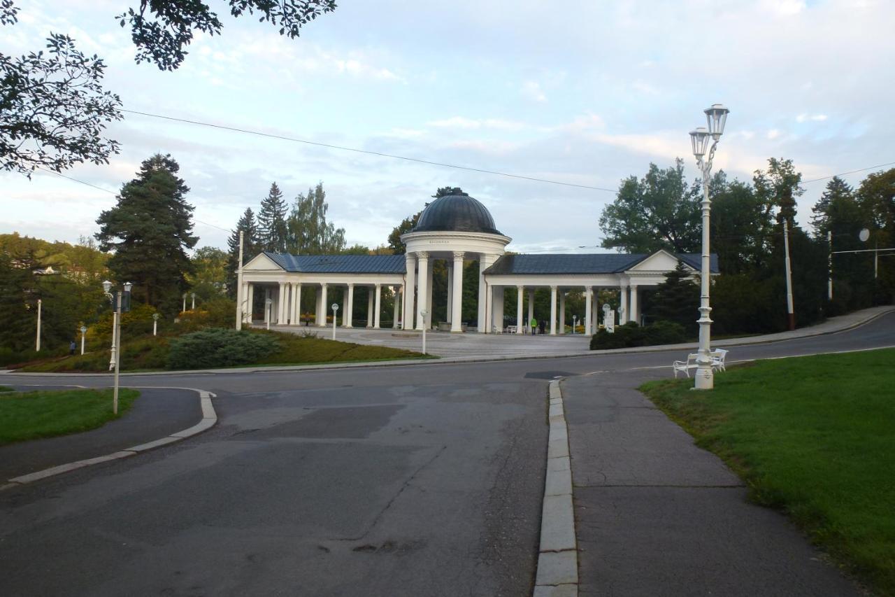 Apartman Anglicka Mariánské Lázně Oda fotoğraf